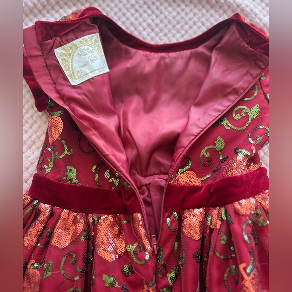 5 & 6, Disney Snow White Princess Dress Embroidered Sequin Red and Gold - Picture 16 of 17